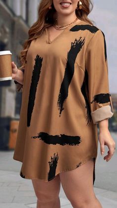 Free Size Dress Women, Free Dresses For Women, Casual Chic Dress Classy, 2 Pieces Outfits For Women, Stretch Fabric Dress, Boubou Styles For Women, Curvy Casual Outfits, Tunics For Women