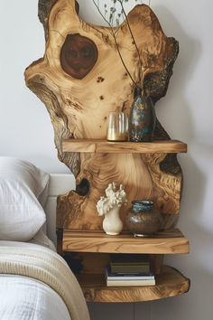 Rustic bedroom with a natural wood sculpted shelving unit beside the bed, epitomizing organic bedside table ideas. Creative Bedside Table, Creative Shelving, Interior Design Per La Casa, Natural Decor, Japanese Zen, Wooden Shelf, Wood Home Decor, Into The Woods, Home Design Decor