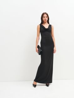 We've never met. The Raewyn is a sleeveless maxi dress. It gives you a little shape without sacrificing comfort. Knit Black Dress, Collared Cardigan, Black Knit Dress, Reformation Dress, Cashmere Blend Sweater, Collar Cardigan, Dreamy Dress, Reformation Dresses, Sleeveless Maxi Dress