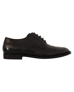 Brand: Dolce & Gabbana Model: Wingtip Oxford Formal Shoes Colour: Black Material: 100% Leather Sole: Leather Logo details Made in Italy Size on Tag: EU39/US6 Wingtip Oxford Shoes, Wingtip Oxford, Leather Oxford Shoes, Gorgeous Leather, Derby Shoes, Leather Logo, Girl Backpacks, Formal Shoes, Black Shoes