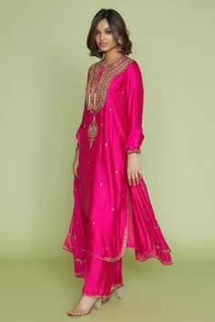 Shop for Niti Bothra Pink Silk Embroidered Kurta And Palazzo Set for Women Online at Aza Fashions Dark Pink Suits Women Indian, Pink Indian Suit, Embroidery Butti, Niti Bothra, Pink Suits Women, Kurta And Palazzo, Pink Kurta, Zardozi Work, Colour Combinations Fashion