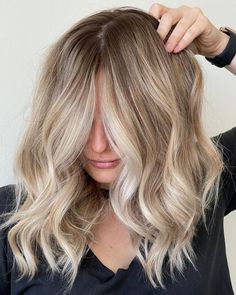 SHARON - BALAYAGE SPECIALIST| EXTENSION SERVICES on Instagram: "Blonde specialist too 🙋🏾‍♀️ Bright Bronde and Boujie" Highlights For Blondes, Blonde Hair Tips, Freehand Painting, Blonde Balayage Highlights, Bronde Balayage, Balayage Hair Dark, Organic Hair Care, Brown Hair Balayage, Balayage Hair Blonde