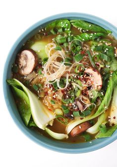 Soupy Ramen Noodles, Pak Choi Recipe, Garlic Noodle Soup, Book Choy, Winter Lunches, Garlic Noodle, Garlic Ramen, Gf Pasta, Konjac Noodles