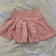 Excellent Condition, Never Worn Pink Pleated Skirt Outfit, Pleated Skirt Outfit, Pink Pleated Skirt, Skirt Outfit, Pink Shorts, Short Skirt, Princess Polly, Skirt Outfits, Spooky Season