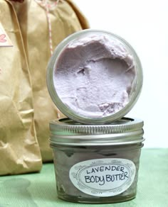 Lavender Body Butter Recipe, Body Butter Recipe, Homemade Christmas Gift, Lavender Body Butter, Homemade Body Butter, Diy Stocking Stuffers, Body Butters Recipe