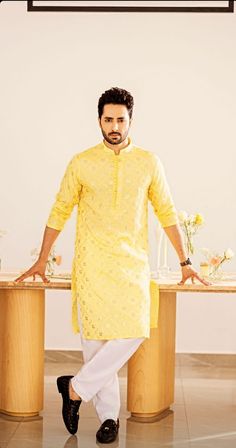 Mehndi Dress Men, Mehndi Kurta For Men, Haldi Kurta For Groom, Kurta For Haldi Function Men, Yellow Suit For Haldi Function, Haldi Dress For Men, Haldi Kurta For Men, Latest Wedding Dresses Indian Style, Haldi Inspiration