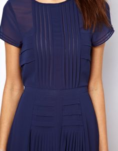 pretties' closet: Warehouse Pleated Bodice and Skirt Dress Blue Pleated Dress, Detail Couture, Fashion Tips For Men, Pleat Dress, Fashion Background, Pleated Bodice, Online Fashion Store, Fashion Tips For Women, Skirt Dress