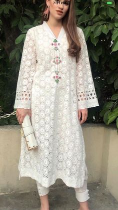 Chikankari Suits Design Sleeve, Lucknowi Kurti Neck Designs, Lucknowi Kurta Designs Women, Off White Chicken Suit, White Kurta Neck Designs Women, Schiffli Kurta Designs, Cotton Chikankari Suit Designs, Hakoba Kurta Designs White, Chikan Dress Design