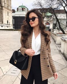 Checkered Blazer, Work Outfit Office, Chique Outfits, Blazer Outfit, Casual Work Outfits, Looks Chic, Mode Inspo, Plaid Blazer, Work Outfits Women