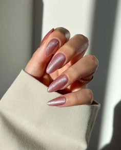 Dayanna I. Sapiens on Instagram: “Bring it back pt. 2!!! 🫶🏻 is now available!! These beautiful shades are back at @cirquecolors for a limited time!! ✨Halo: a taupe brown m…” Brown Iridescent Nails, Light Purple Metallic Nails, Lavender Magnetic Nails, Shimmery Brown Nails, Tiger Eye Nails, Silver Magnetic Nail Polish, Diy Nails Tutorial, Sparkle Nail Polish