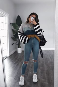 Modest Trendy Outfits, Vinter Mode Outfits, Work Vibes, Cute Outfits With Leggings, Skirt Diy, Oversize Pullover, Vogue Knitting, Casual School Outfits, Closet Inspiration