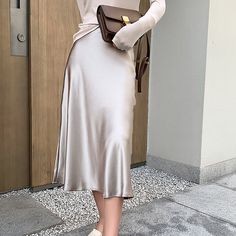 Skirt 2022, Elegant Skirts, Style Pencil Skirt, Satin Skirts, Pink Midi Skirt, Skirts Summer, Skirt Silk, Fun Clothes, Pink Midi