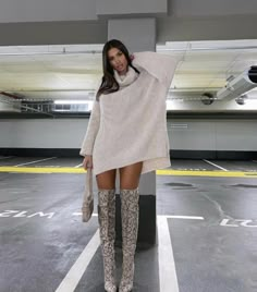 Buy Leopard Over-the-knee Long Boots at the lowest price in Greece. Check reviews and buy Leopard Over-the-knee Long Boots today. Snake Boots Outfit Fall, Snake Boots Outfit, Chill Baddie Outfits, Tall Boots Outfit, Fashion With Boots, Fashion Brenda, Winter Bunny, Suede Tall Boots, Knee High Boots Outfit