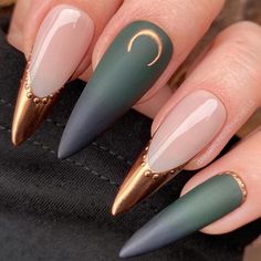 Ongles Goth, Witchy Nails, Moon Nails, Nails Matte, Goth Nails, Nails Green, Press Ons, Stick On Nails, Engagement Ideas