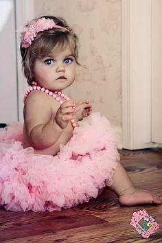 omg i hope my baby is this pretty one day.... Good Mother, Pink Flower Headband, Shabby Flowers, Shabby Chic Pink, Tickled Pink, Boy Baby, Kids Pictures, Girl Baby, Baby Baby