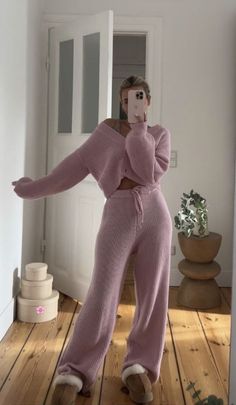 Cute Lounge Outfits, How To Have Style, Loungewear Outfits, Cozy Lounge, Cute Lazy Outfits, Traje Casual, Lazy Outfits, Lazy Day Outfits