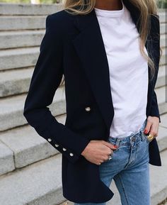 Casual jeans, white T-whirt and black blazer #jeans #casual #jacket Black Blazer With Jeans, Blazer Outfit, Winter Trends, Blazer With Jeans, Blazer Outfits, Blazer Fashion, Casual Street Style