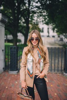 #BEAUTY, #RELATIONSHIPS #Fashion #Animals #Outfits #Winter Outfits #Animals Hot Winter Outfits, Scarf Outfit Fall, Ultimate Capsule Wardrobe, Gucci Scarf, Gal Meets Glam, Fall Scarves, How To Wear Scarves