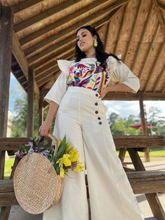 Mexican Themed Outfit Women, Mexican Modern Fashion, Mexican Modern Outfits, Fiesta Theme Outfits Women, Hispanic Heritage Outfit Ideas, Mexican Fashion Traditional, Mexican Women Fashion, Oaxaca Fashion, Charro Outfits For Women