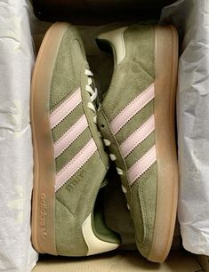 Aesthetic Shoes, Green And Pink