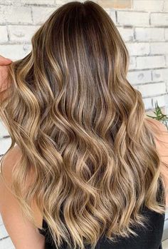 Hair Color Brown Chocolate, Brown Chocolate Hair Color, Hair Color Ideas Light Brown, Brown Chocolate Hair, Hair Color Ideas Light, Boliage Hair, Best Hair Color