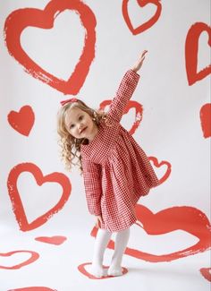 Modelling Portfolio, Business Branding Inspiration, Christmas Crafts For Kids To Make, Kids Background, Photography Themes, Photoshoot Idea, Valentine Photo