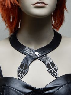 Leather Snake Necklace Gothic Leather Jewelry For Party, Black Leather Choker Gift, Unique Black Snake-shaped Jewelry, Gothic Leather Jewelry For Festival, Unique Black Leather Jewelry, Snake Corset, Snake Outfit, Snake Clothes, Snake Fashion