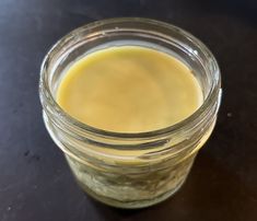 Apothecary Recipes, Plantain Salve, Natural Apothecary, Medicinal Herbs Remedies, Herbs Medicinal, Herbs Remedies, Medicinal Weeds, Diy Scrubs, Medicine Garden