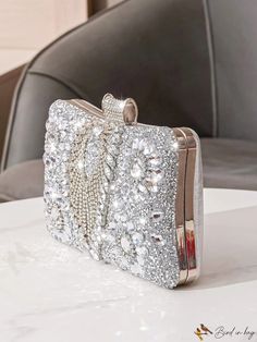 BirdinBag - Sparkling Rhinestone Clutch: Elegant Small Evening Bag for Party, adorned with Mini Decor Embellished Rectangular Clutch For Banquets, Crystal Clutch With Rhinestones For Party, Embellished Rectangular Clutch For Banquet, Rhinestone Handheld Evening Bag For Party, Handheld Rhinestone Evening Bag For Party, Sparkling Crystal Bags For Party, Rectangular Clutch With Rhinestones For Banquet, Crystal Evening Bag With Bling For Party, Crystal Evening Bag With Rhinestones For Parties