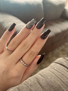 Nail Art In Black Colour, 2014 Nails Tumblr, Disney Acrylic Nails, Sns Nails, Nail Shimmer, Pretty Gel Nails, Manicure Y Pedicure, Nail Paint