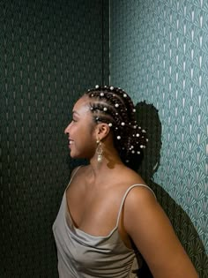 Cornrow with pearls Pearl Braids, Pearl Hairstyles Black Women, Natural Hair With Pearls, Locs With Pearls, Pearls In Braids, Pearls In Hair Black Woman, Pearl The Stylist Braids, Prom Hairstyles With Pearls, Pearls In Braided Hair