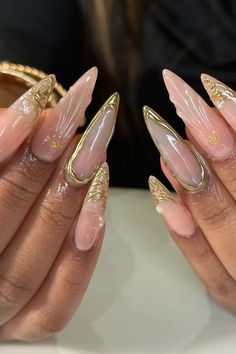 Nail ideas that look so flattering on dark skin tones. Gorgeous nails for darker skin tones. Nails For Dark Skin, Nail Colors For Dark Skin, Nail Colors And Designs, Bright Nail Designs, Darker Skin Tones, Spring Acrylic Nails, Sassy Nails, Long Acrylic Nail Designs, Colors For Dark Skin