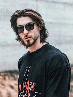 Men Straight Long Hair, Partition Hairstyle, Men's Long Hairstyles Straight, Fun Haircolor, Surfer Hair, Haircut Inspo, Boys Hair, Straight Hair Cuts