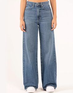 High Rise Jeans Outfit, High Waisted Wide Leg Jeans, High Wasted Jeans, Wide Legged Jeans, Flattering Pants, Jeans Belt, High Rise Wide Leg Jeans, Special Clothes, Chill Outfits