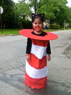 So cute. Cat in the hat costume Cat In The Hat Costume, Seuss Costumes, Dr Seuss Costumes, Book Character Day, Character Dress Up, Seuss Crafts, Dr. Seuss, World Book Day Costumes, Dr Seuss Day