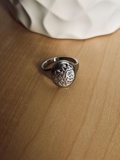 The perfect statement ring to add to your collection. Beautiful piece. Women's size 7. North Garden, Pattern Stamping, Silver Signet Ring, Silver Engraving, Ring Size 7, Signet Ring, Statement Ring, Rings Statement, Flower Patterns