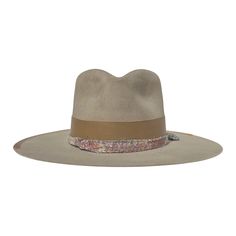 - Felt in western weight in Sand- 4.5" crown - 3.5" brim- Pinched crown- 2" leather band in Brown- Mud cloth wrap in Multicolor- Partial edge binding in Brown- Natural tan leather sweatband- 100% silk interior lining- Sanded to perfection- No mass production, less waste, more love - This product is final sale + not eligible for returns or exchanges. Big Hat, More Love, Mass Production, Natural Tan, Mud Cloth, Leather Band, Tan Leather, Final Sale, Binding