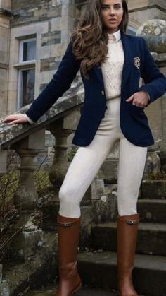 Hermes Outfits Women, Princess Diaries Outfits, Brown Boots Outfit Winter, Hermes Outfit, Hermes Horse, Equestrian Style Outfit, English Outfit, Hermes Clothes, Money Aesthetics