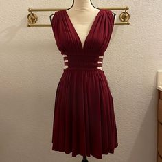 Burgundy Wine-Plunging V-Neck Gladiator Dress With Zipper In The Back. Mid-Length Dress With Cutout Details On The Sides & Flattering Top. Very Flowy & Beautiful. Make An Offer On Any Item. I’ll Accept Or Counter With My Lowest! You Can Also Bundle For A Fabulous Discount Or Buy 4 Items And Get A 5th Free @ Equal Or Lesser Price! Chic Burgundy V-neck Mini Dress, Burgundy V-neck Dress For Date Night, Burgundy V-neck Mini Dress For Cocktail, Burgundy V-neck Mini Dress For Date Night, Burgundy V-neck Mini Dress For Summer, Summer Burgundy V-neck Mini Dress, Green Sequin Dress, Beautiful Mini Dresses, Choker Dress