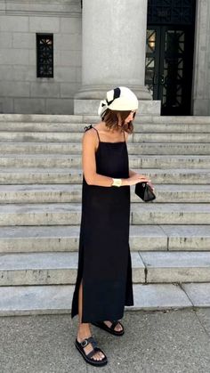 Outfits Europa, Fashion 2024, Fashion Photo, What To Wear, Outfit Inspirations, Summer Outfits, Fashion Inspo, Ootd, Style Inspiration