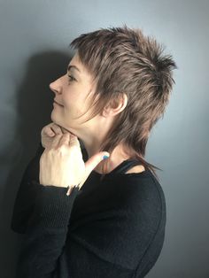 Mullet Short Top Long Back, Very Short Mullet Straight Hair, Short Mullet Straight Hair Woman, Modern Mullet Front View, Mullet But Not A Mullet, Pixie Mullet, Mullet Hairstyle Women, Hairstyle Women, Haircut Inspo