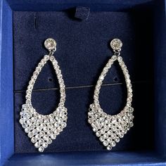 Used - Swarovski Best Earrings Rhodium Plating With Clear Crystal Mesh. Like New Comes With Original Box. Best Earrings, Jewelry Swarovski, Swarovski Jewelry, Earrings Color, Clear Crystal, Rhodium Plated, Original Box, Jewelry Earrings, Like New