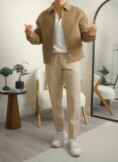 Cream Jacket Outfit, Uniqlo Looks, Uniqlo Outfit, Khaki Pants Outfit, Casual Sporty Outfits, Mens Smart Casual Outfits, Pants Outfit Men, Classy Outfits Men, Color Combinations For Clothes