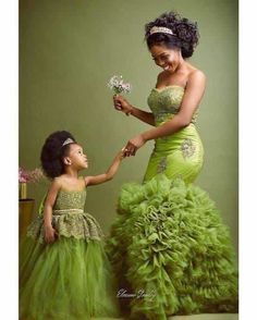 12 PHOTOS: Gorgeous Mommy Daughter Dresses - Latest African Fashion Designers 2021 Aso Ebi Styles Lace, Latest Lace Styles, Daughter Photo Ideas, Dinner Gowns, Ghana Wedding, Mother Daughter Dress, Lace Dress Styles