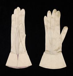 Gloves, 1740–60, French, Silk 18th Century Womens Fashion, 18th Century Mens Fashion, Silk Gloves, French Silk, Chatelaine