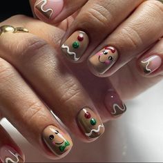 Gingerbread Festive Christmas Nail ideas | Christmas December Mani Inspo | Best Xmas Mani Design #christmas #xmas Seasonal Nails, Christmas Nails Acrylic, Blue Nail