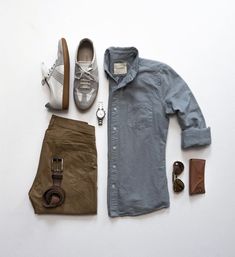 Mens Dockers Outfit, Mens Dress Outfits, Smart Casual Menswear, Minimalist Fashion Men