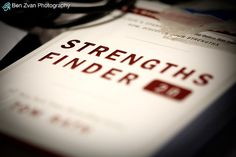 there is a book with the words strength finder in red and black on it