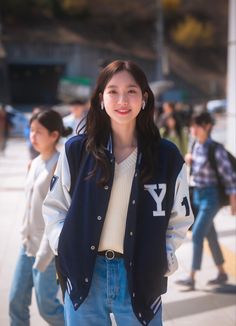 Korean College Outfits, Cheer Up Kdrama, University Outfit, Outfit Korean, Fashion Tops Blouse, Future Outfit, Korean Girl Fashion, Stylish Work Outfits, Cute Celebrity Guys