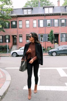 petite fall capsule wardrobe pieces //  ankle boots + black jeans + a knit blazer Ankle Boot Outfits, Brown Booties Outfit, Brown Ankle Boots Outfit, Ankle Boots Outfit Winter, Brown Boots Outfit, Boots With Jeans, Blazer Sweater, Ankle Boots With Jeans, Capsule Wardrobe Pieces